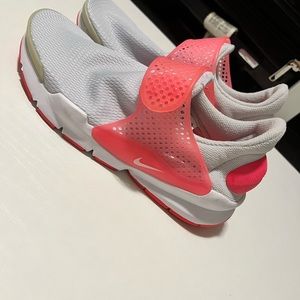 Sock Dart Nike Sneakers